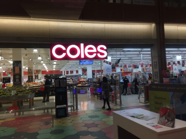 オーストラリアの大手スーパーマーケットColesの様子